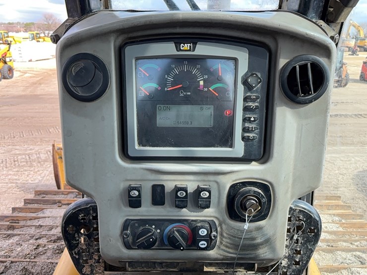 caterpillar-d6n-lgp-image-18