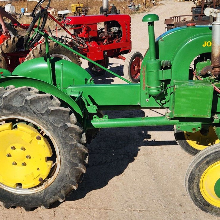 JOHN DEERE LA