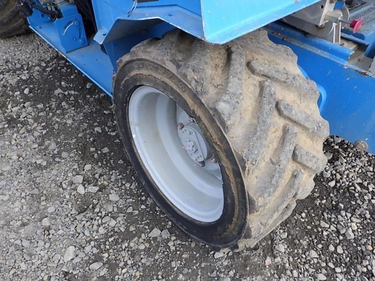 2008-genie-gs-3268-scissor-lift-image-25