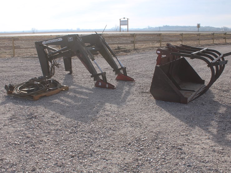 #2093-•-westerndorf-front-end-loader-for-40-series-tractor-image-2