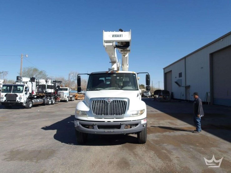 2011-international-durastar-4300-image-4