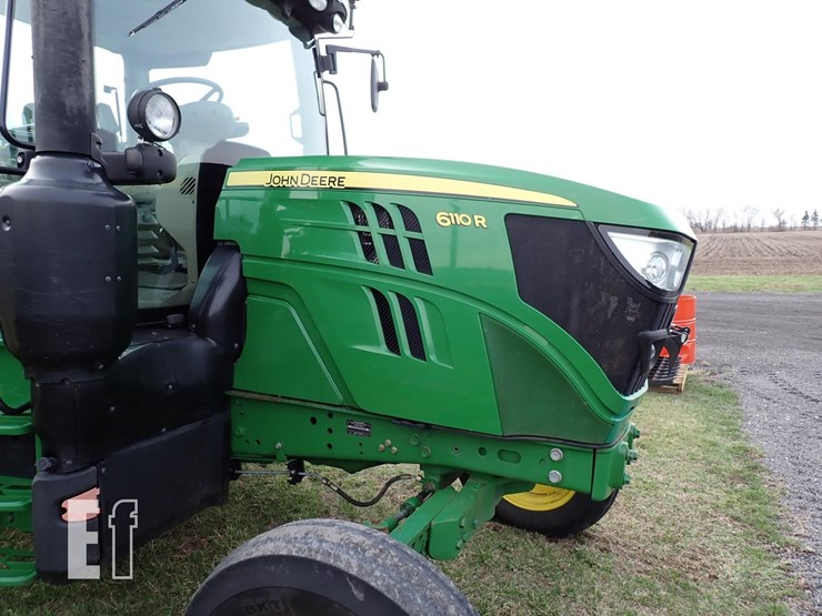john-deere-6110r-image-4