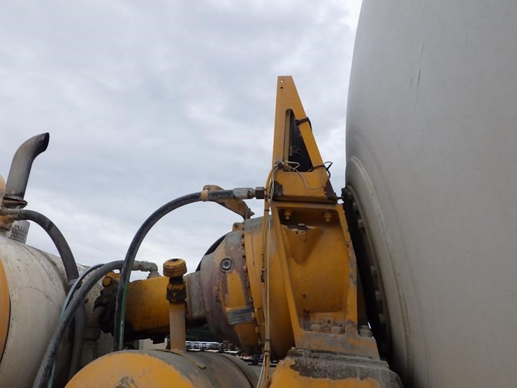 2007-peterbilt-357-image-18