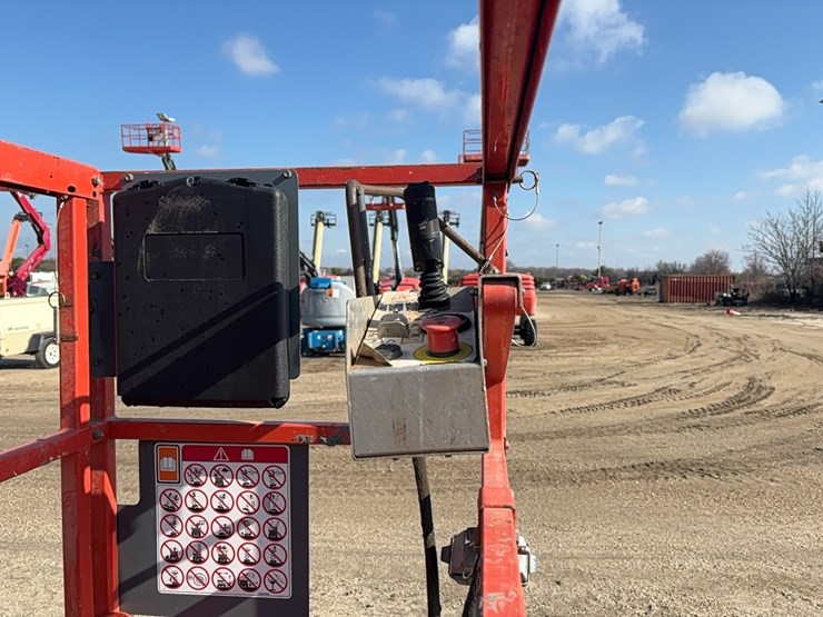 2016-skyjack-sjiii3219-image-7