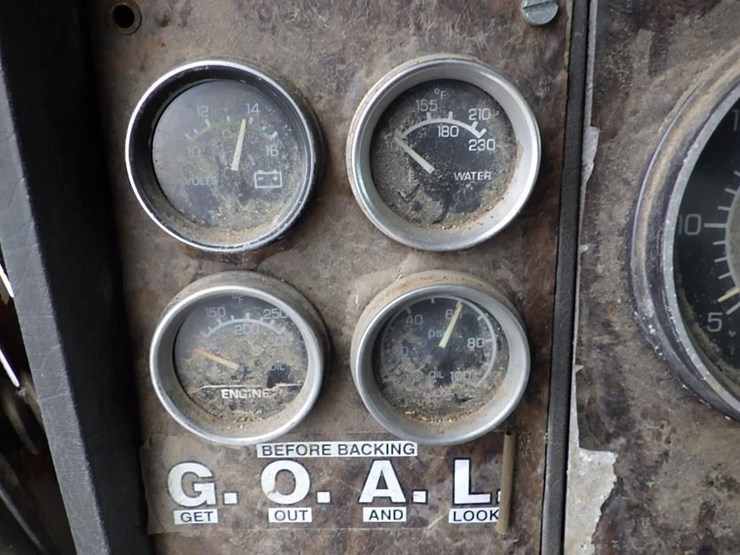 1987-kenworth-t600-image-32