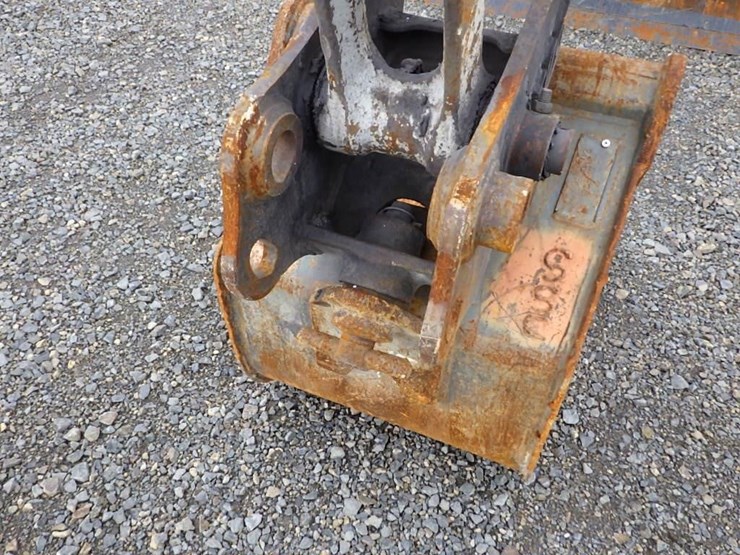 takeuchi-tb280fr-image-19