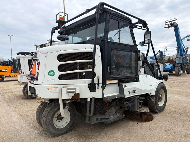 elgin-pelican-s-image-3