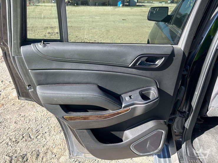 2017-chevrolet-tahoe-image-20