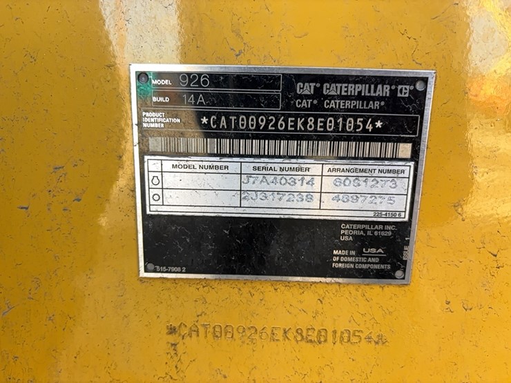 2025-caterpillar-926m-image-15