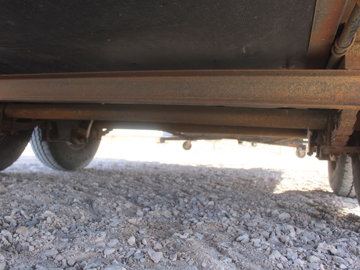 #3041-•-2002-king-of-the-road-royalite-34ft-camper-trailer-image-25