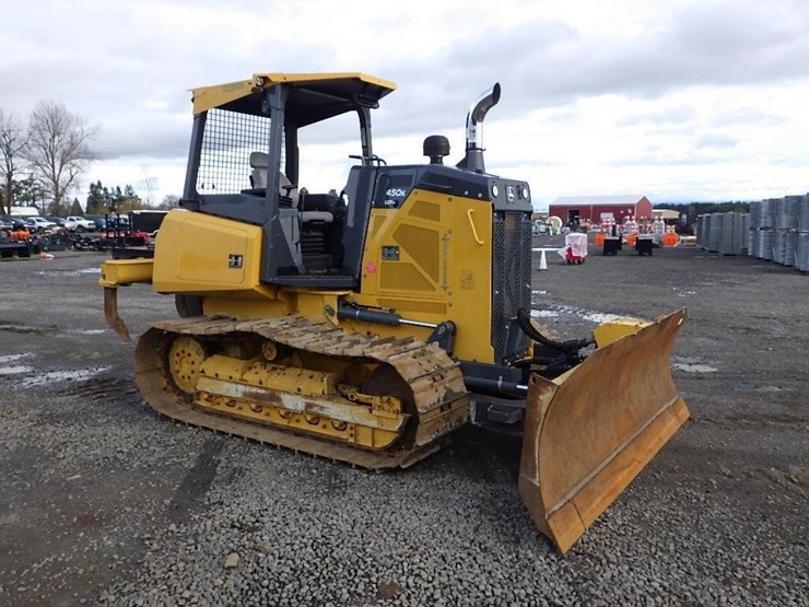 2019-deere-450k-lgp-image-2