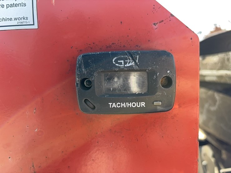 ditch-witch-c16-image-11