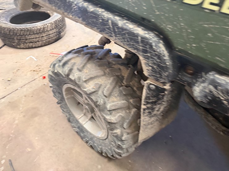 john-deere-gator-image-10