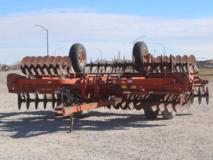 #1075-•-kewanee-24ft-tandem-disk-image-1