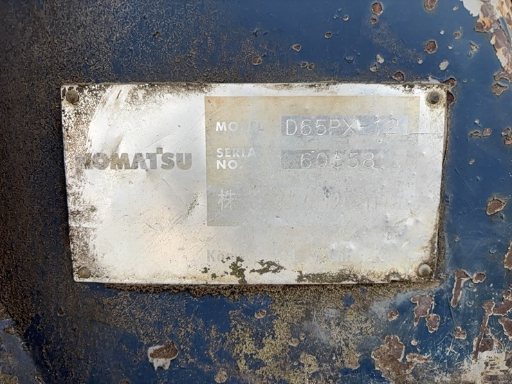 komatsu-d65px-12-image-15