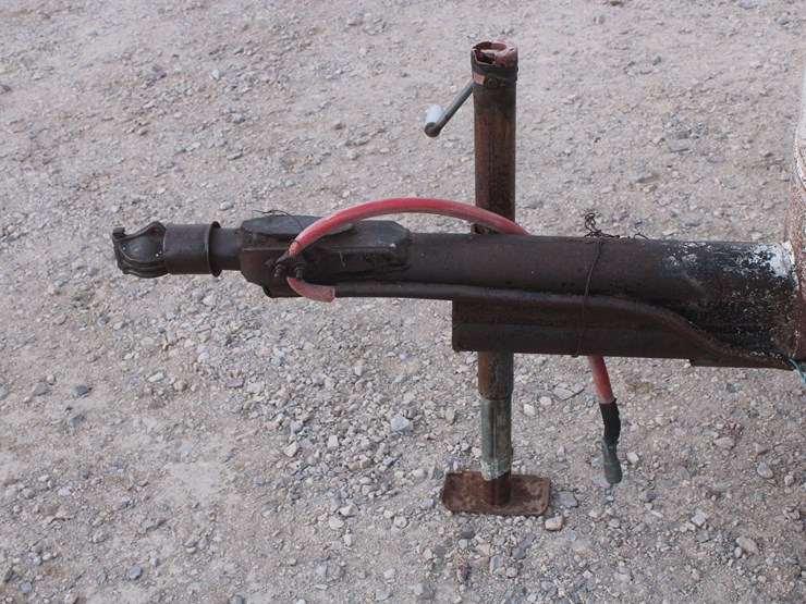 #3021-•-16ft-bumper-pull-livestock-trailer-image-14