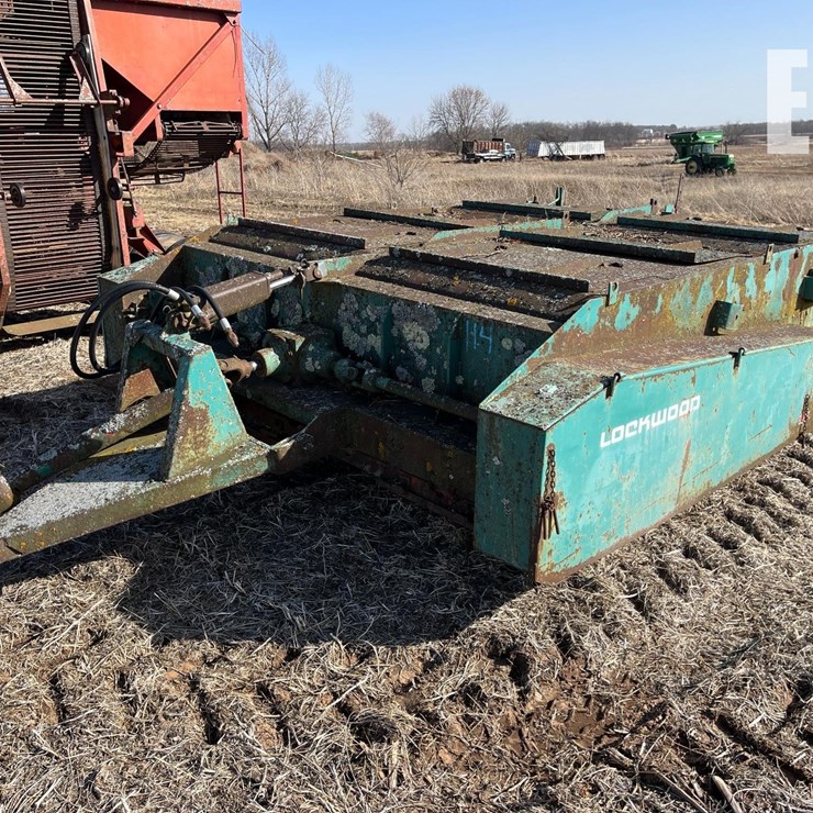 LOCKWOOD POTATO HARVESTER 114