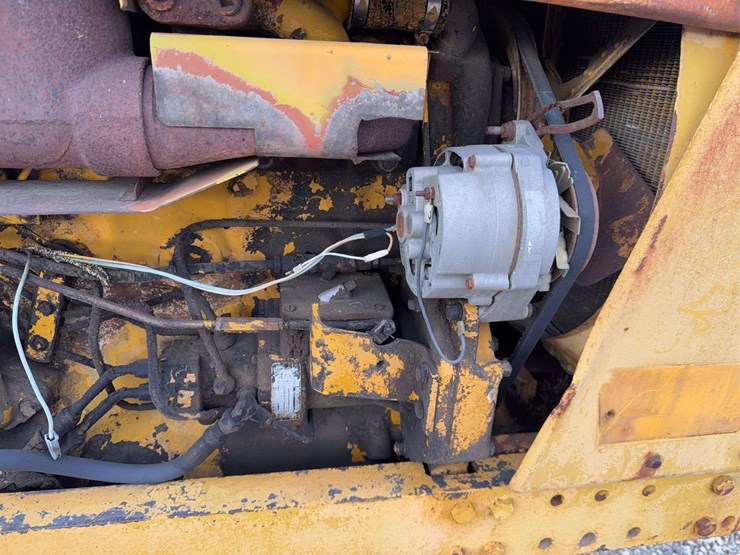 international-806-image-14