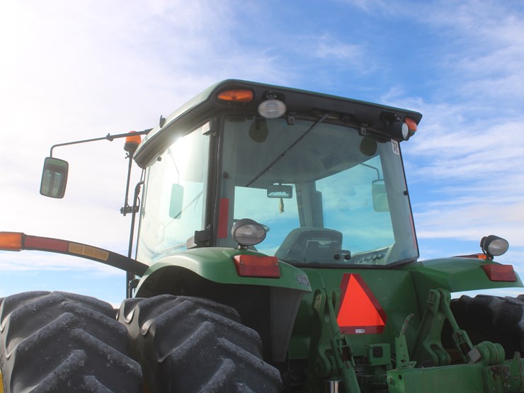 2009-john-deere-8330-image-29