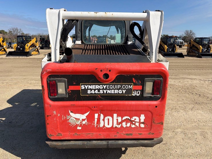 2019-bobcat-t590-image-6