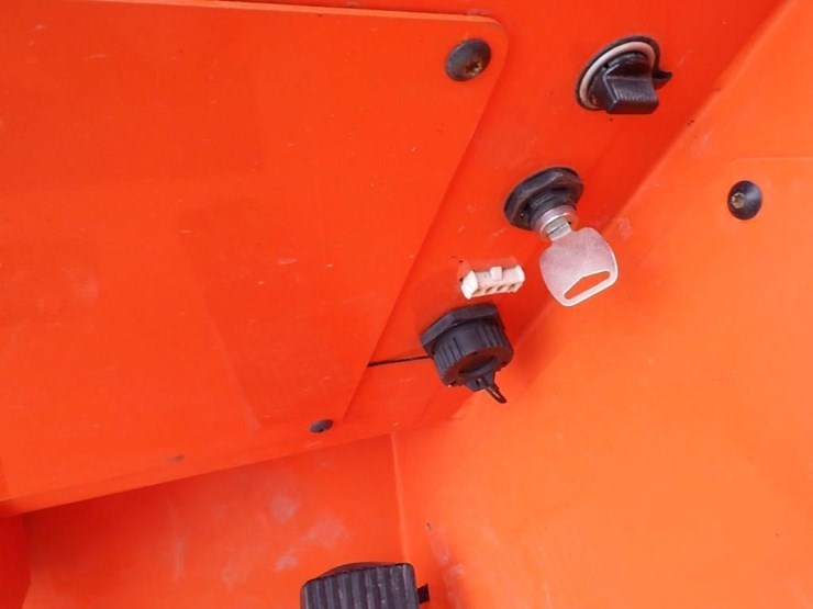 sky-trak-10054-image-47