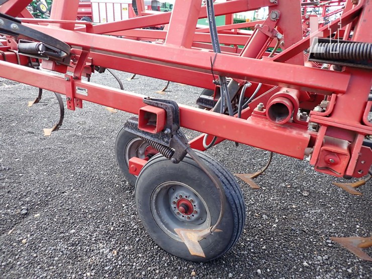 case-ih-4300-image-11