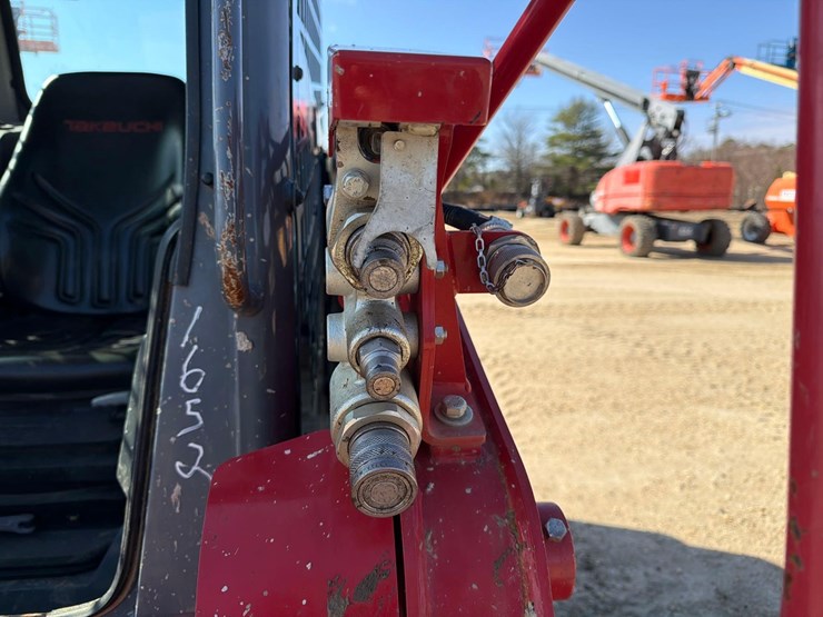 takeuchi-tl8r2-image-15