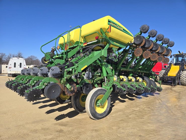 john-deere-1790-image-9