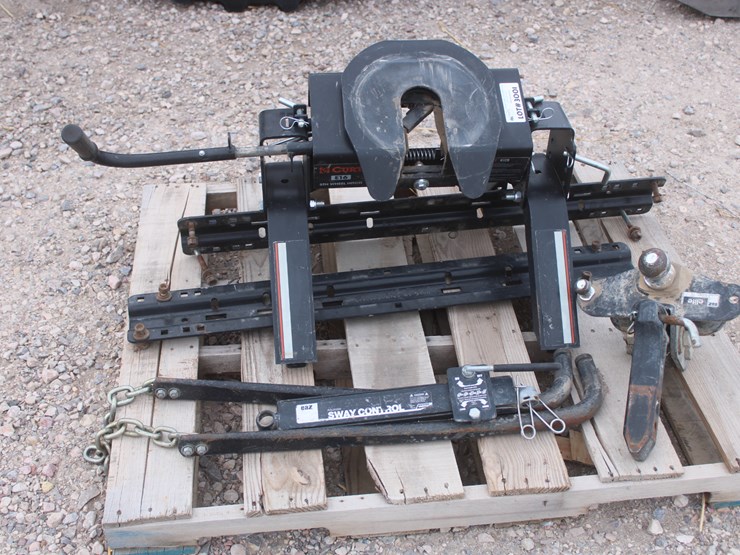 #3001-•-5th-wheel-camper-hitch-image-5