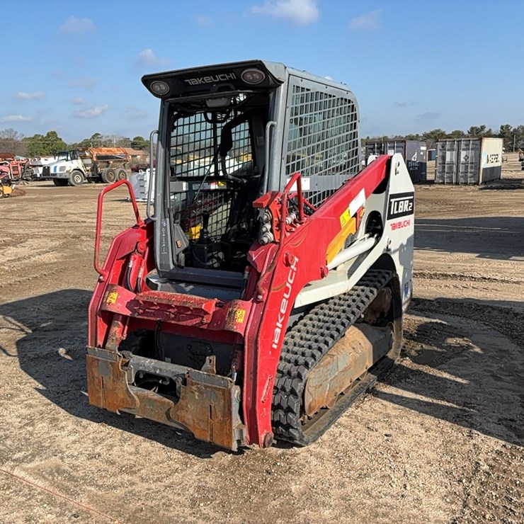 2021 TAKEUCHI TL8R2