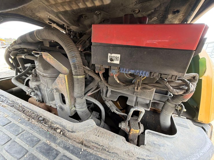 2021-caterpillar-2c6000-image-11