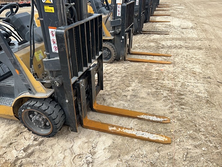 2021-caterpillar-2c6000-image-11