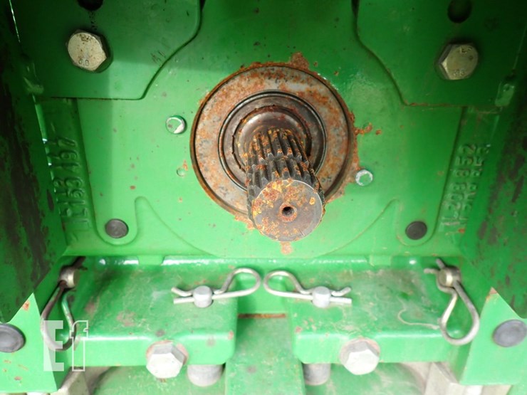 john-deere-6110r-image-12