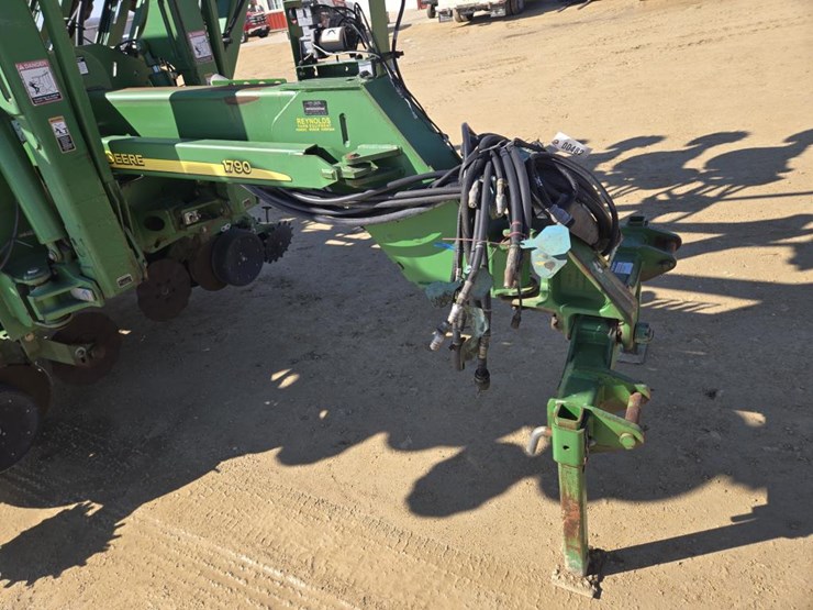 john-deere-1790-image-19