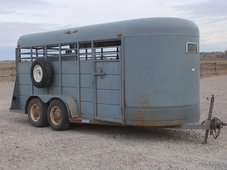 #3010-•-1995-calico-bumper-pull-16ft-livestock-trailer-image-4