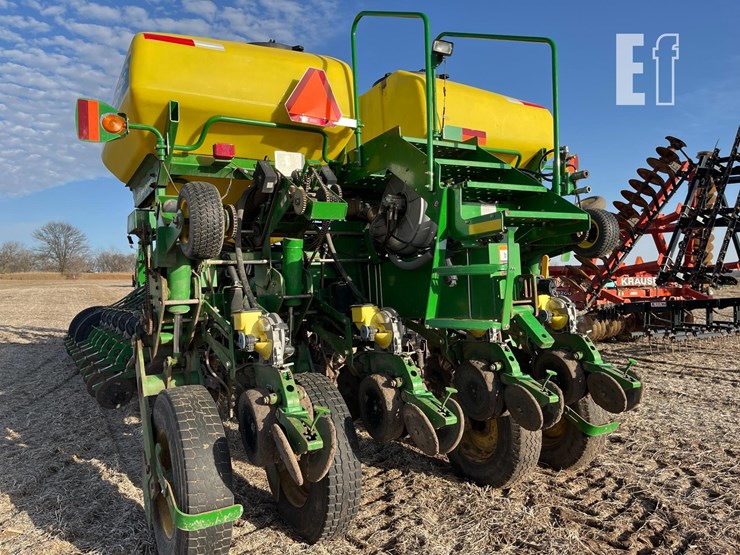 john-deere-1770nt-image-15