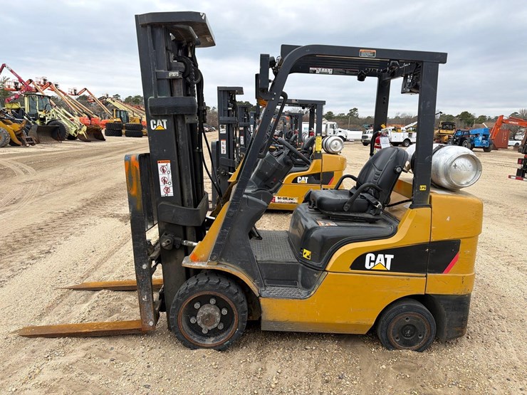 2021-caterpillar-2c6000-image-1