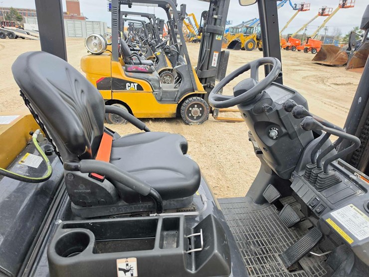 2021-caterpillar-2c6000-image-9