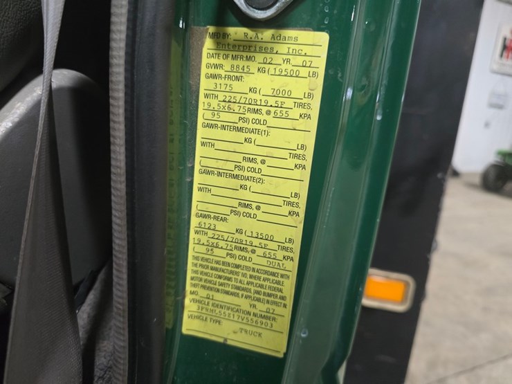 2007-ford-lcf-image-46