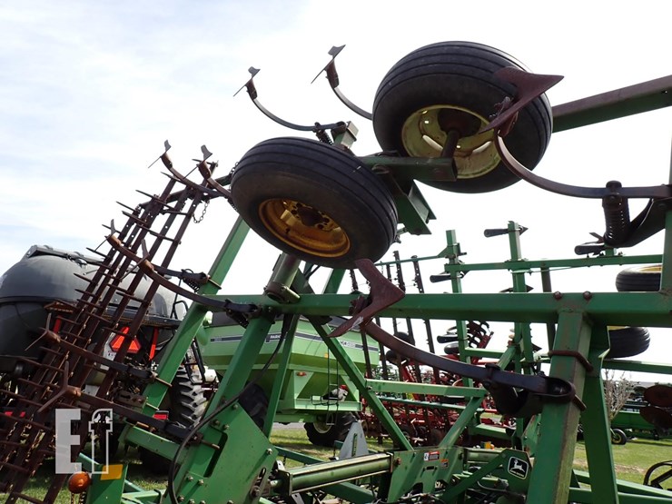 john-deere-726-image-7