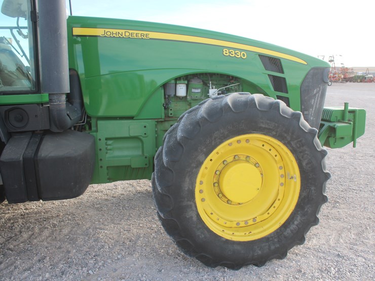 2009-john-deere-8330-image-49