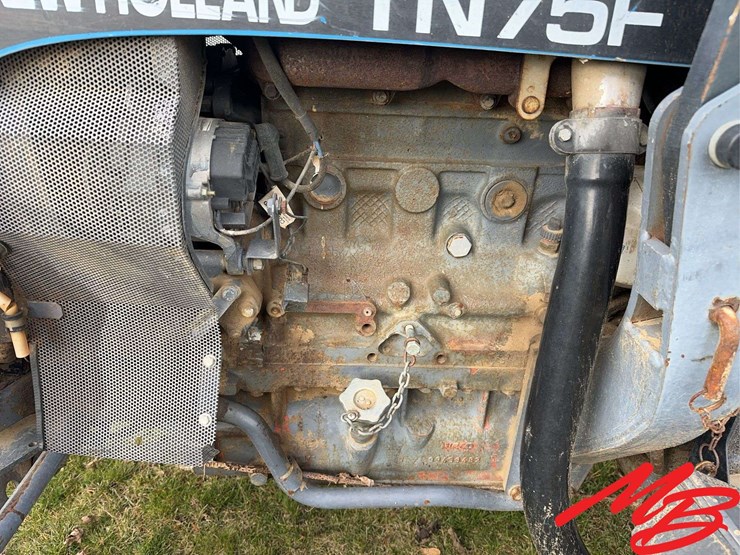 new-holland-tn75f-image-13