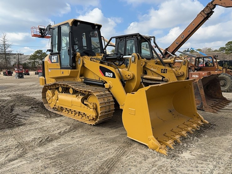 caterpillar-963d-image-2