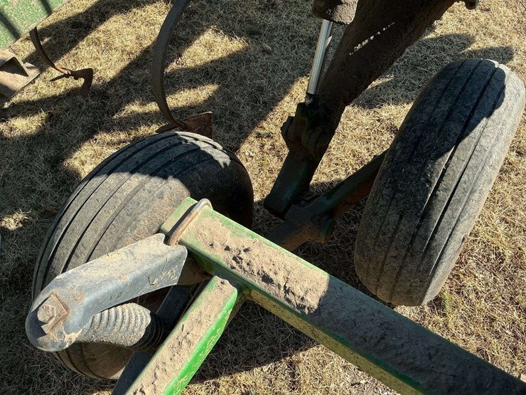 john-deere-724-image-9