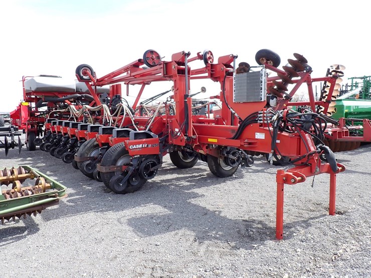 case-ih-1250-image-2