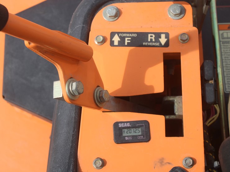 #1092-•-2010-scag-freedom-z-lawn-mower-image-19