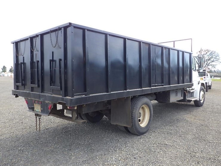 1996-freightliner-fl70-image-5