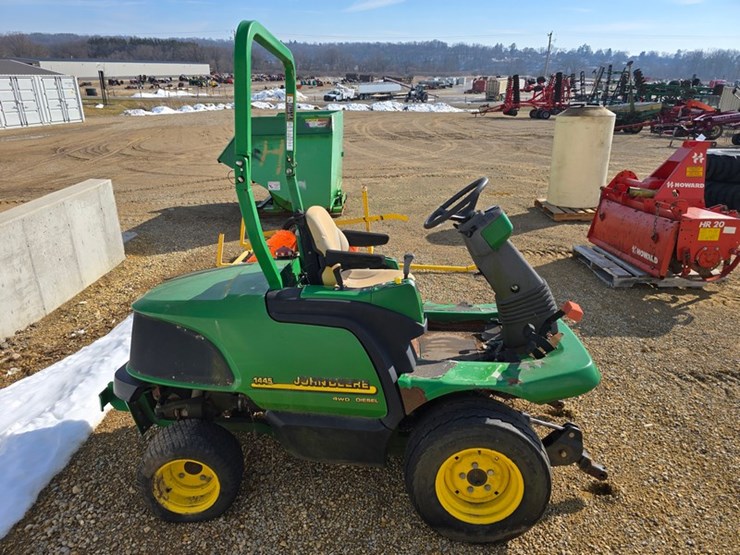 john-deere-1445-image-6