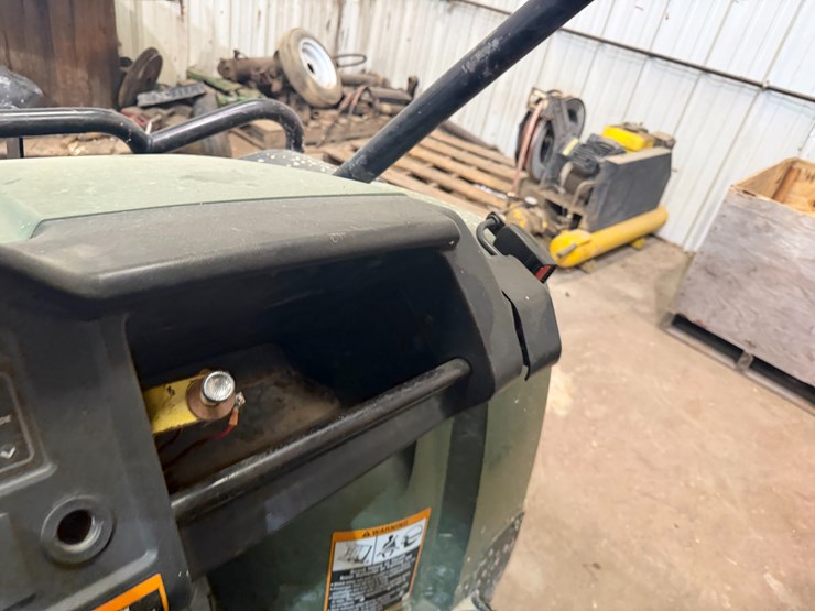 john-deere-gator-image-43