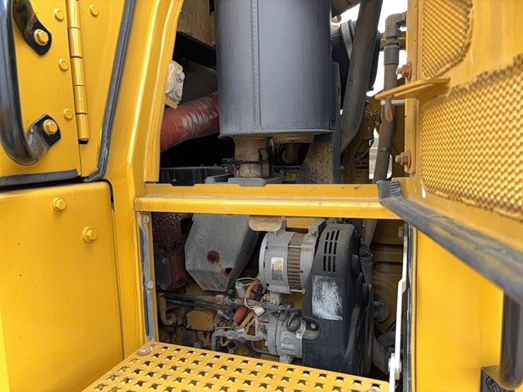 caterpillar-963d-image-8